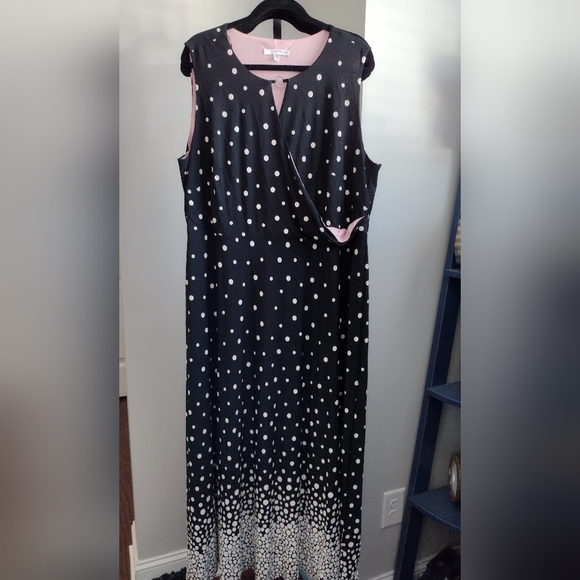 NWT Studio One Black Polka Dot Maxi Dress Size:3X - Picture 1 of 3